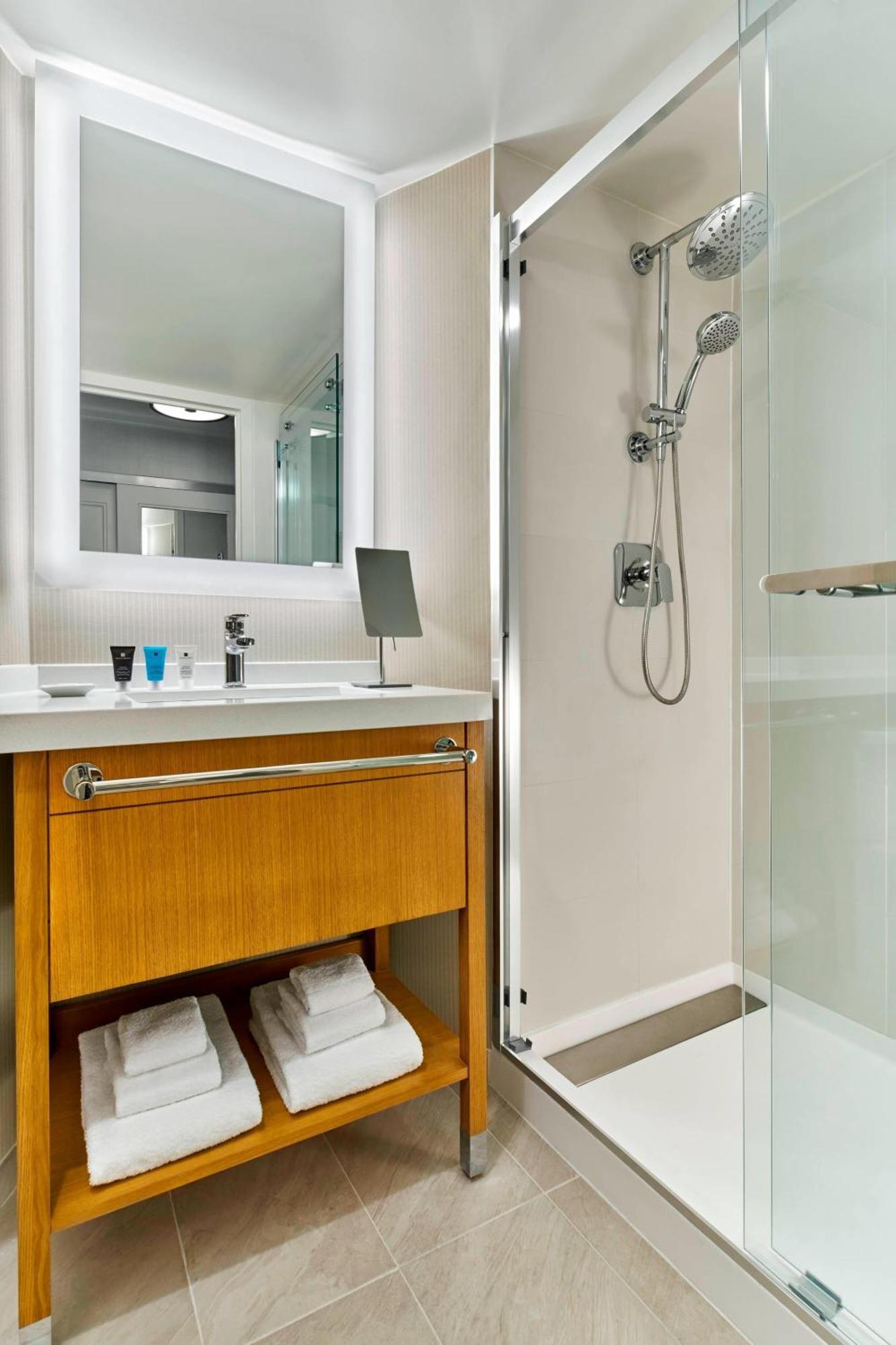 เดลต้า โฮเต็ล บาย แมริออท ริชมอนด์ ดาวน์ทาวน์ Hotel ภายนอก รูปภาพ
